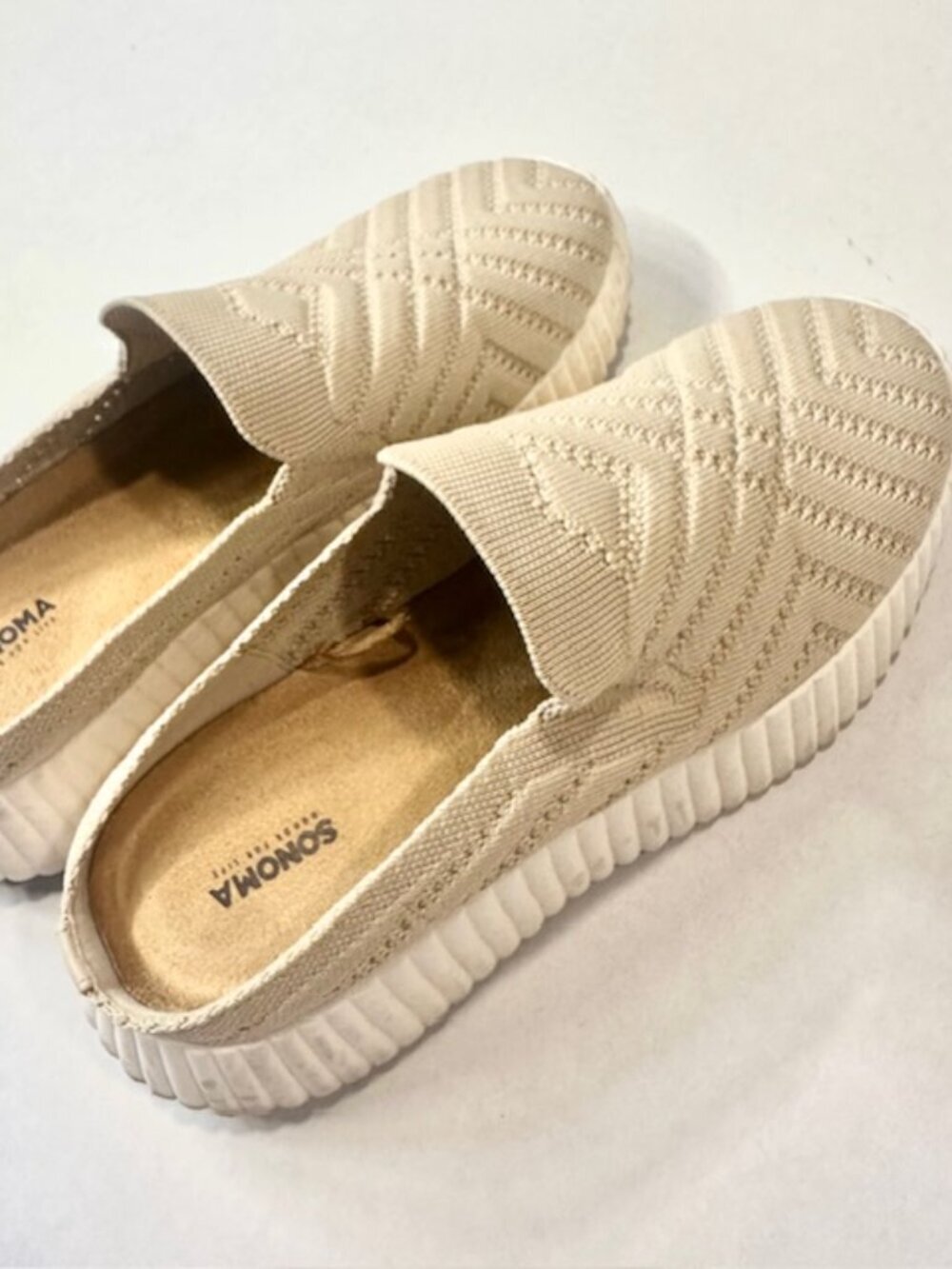 Sonoma Womens Slip-On Comfort Shoes Knit Design Padded Platform Heel Taupe 8.5 - Picture 9 of 9